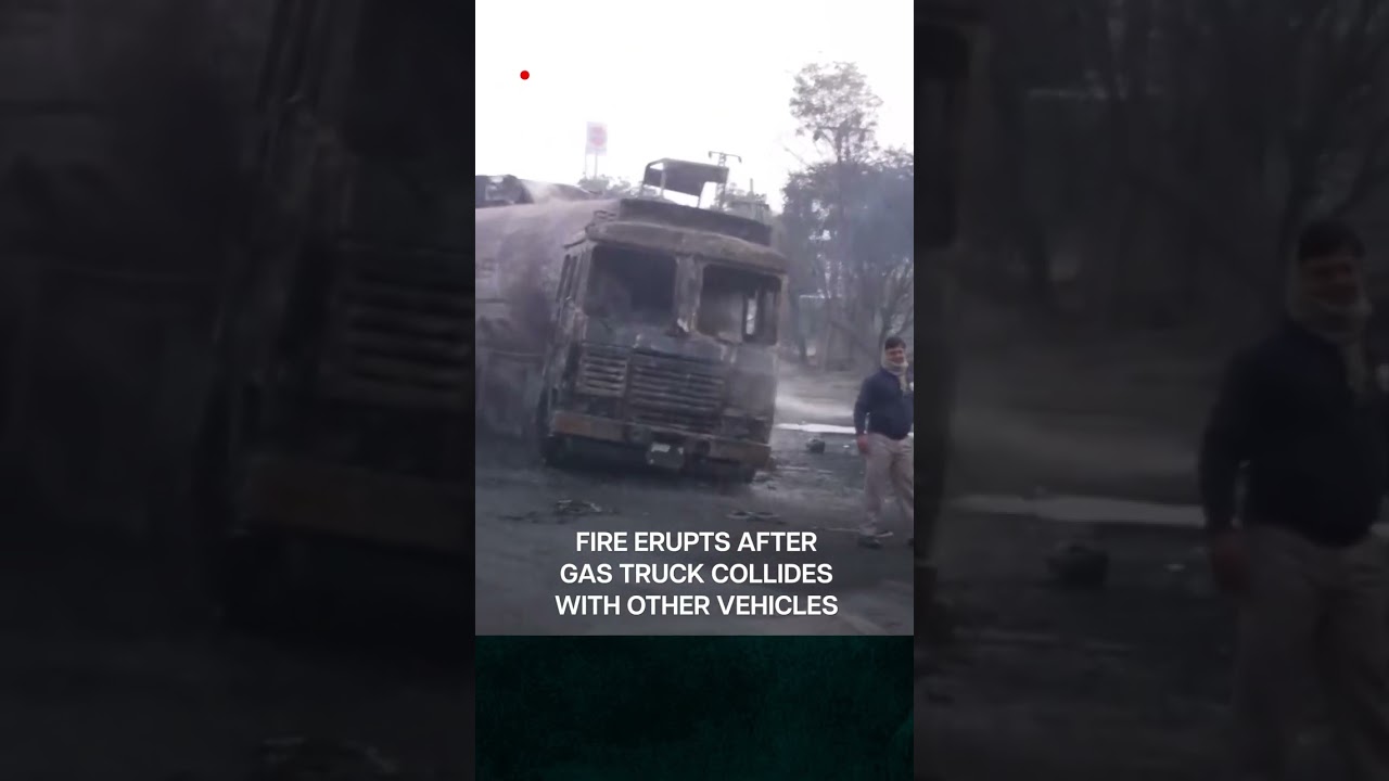 India: Massive Fire Breaks Out in Jaipur After Truck Collision, Five Killed | Subscribe to Firstpost