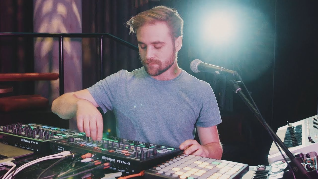 Gallago - Lost Signal (Live Version)