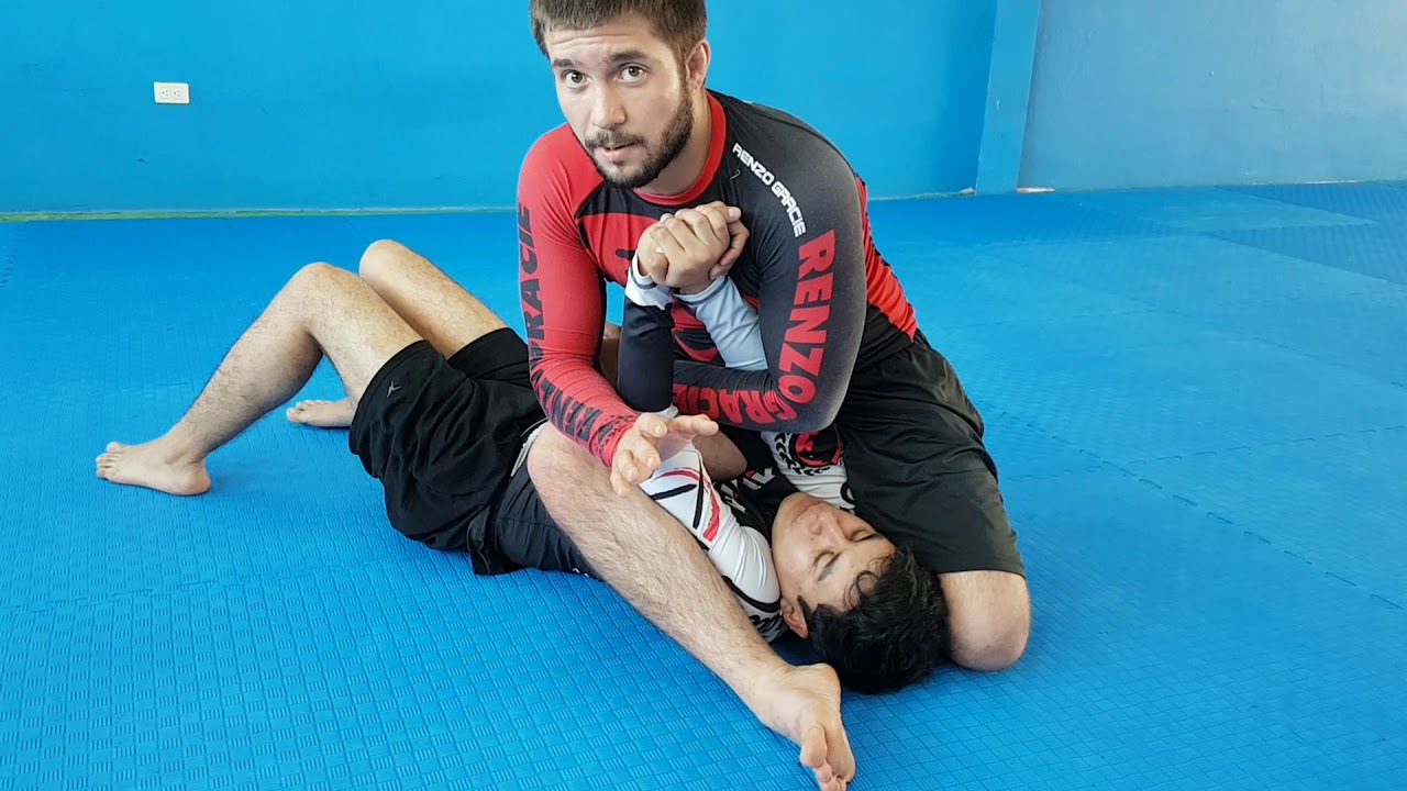 Como hacer un mejor armbar desde la monta de jiu jitsu
