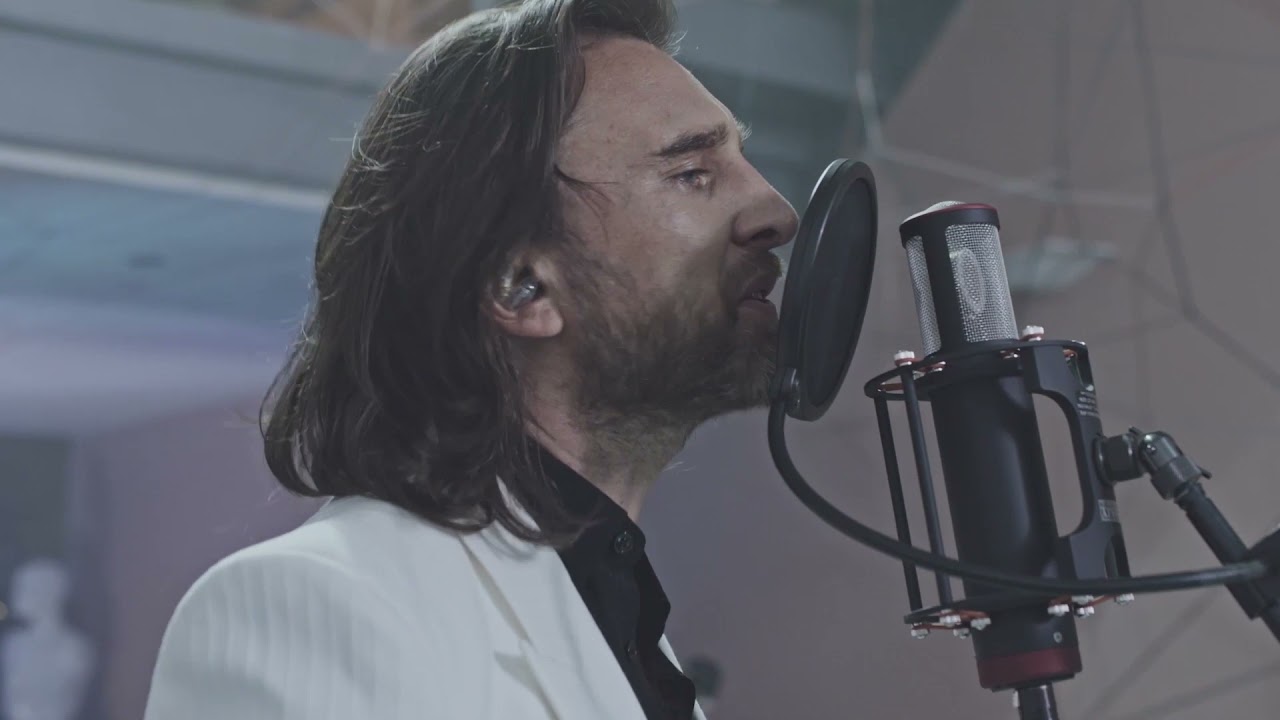 Nic Cester 