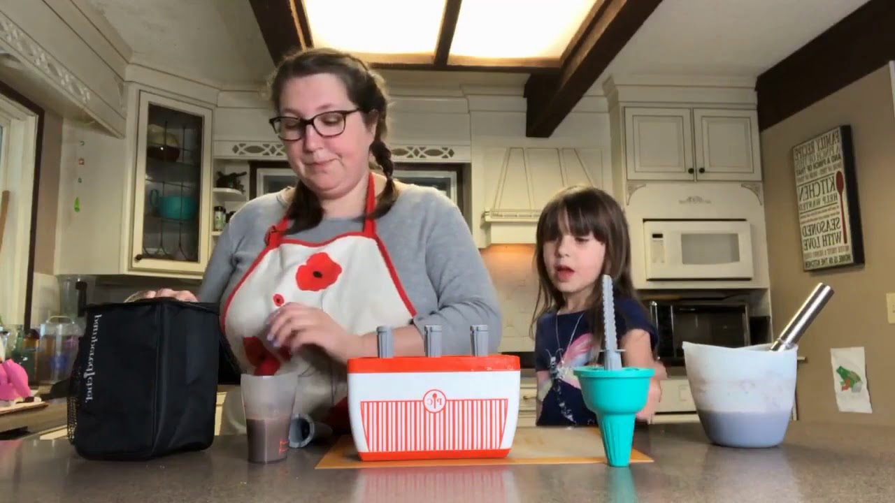Homemade Fudgesicles! Pampered Chef Quicksicle Maker with Bianca and Iris.