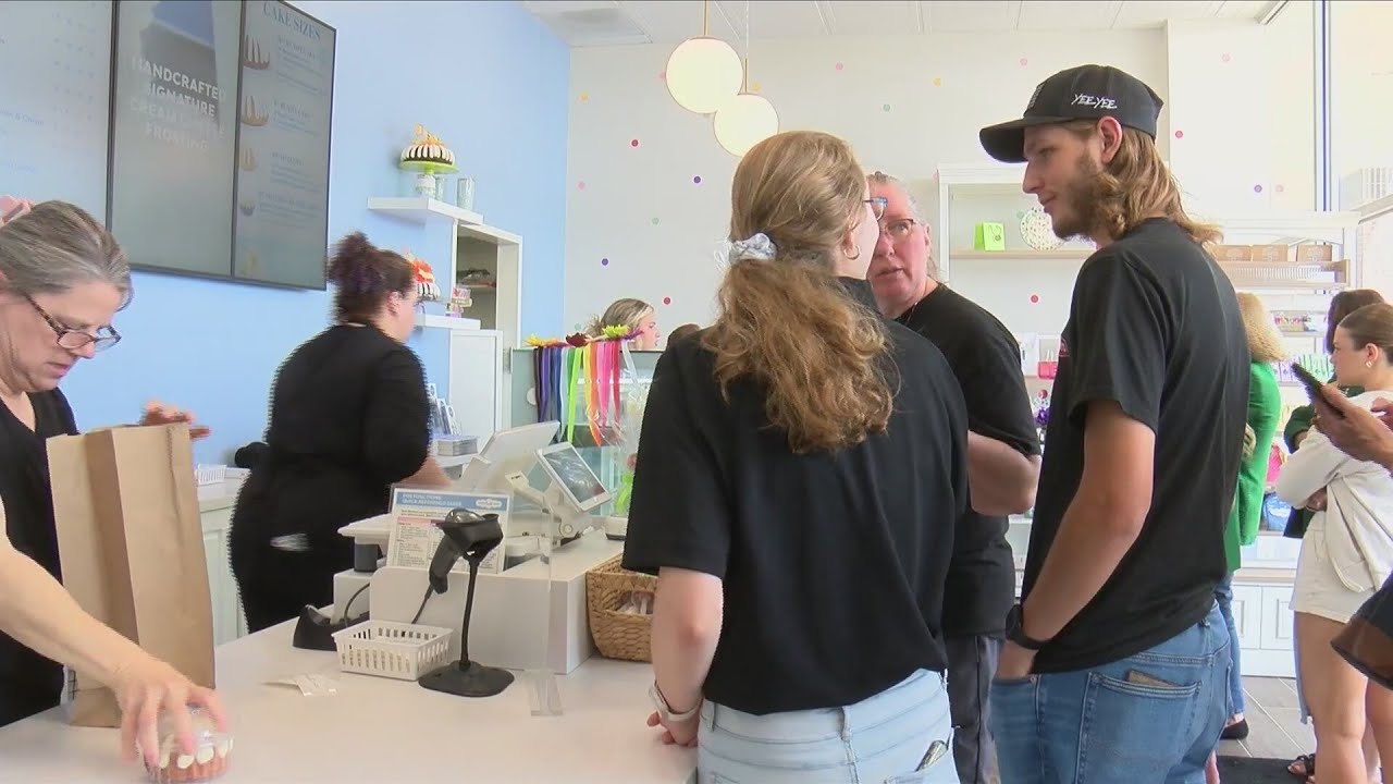Habitat for Humanity Benefit Day at Nothing Bundt Cakes
