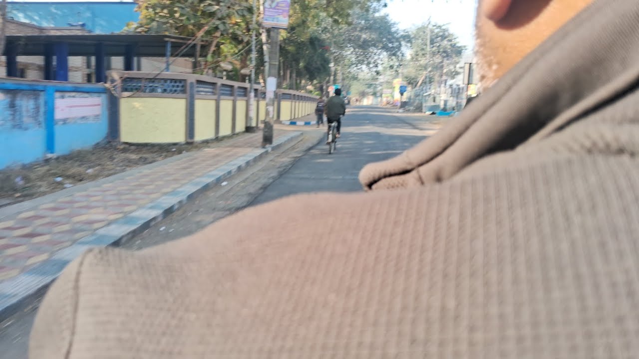 Or yee aaj mai kidhar jaa rhii!!! 🤔✨️#dailyvlog 