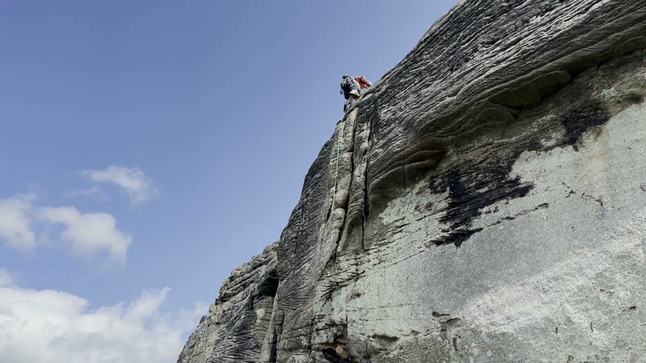 Tiger's Wall HVS 5a *** - Bowden Doors, Northumberland (Crag Classic)