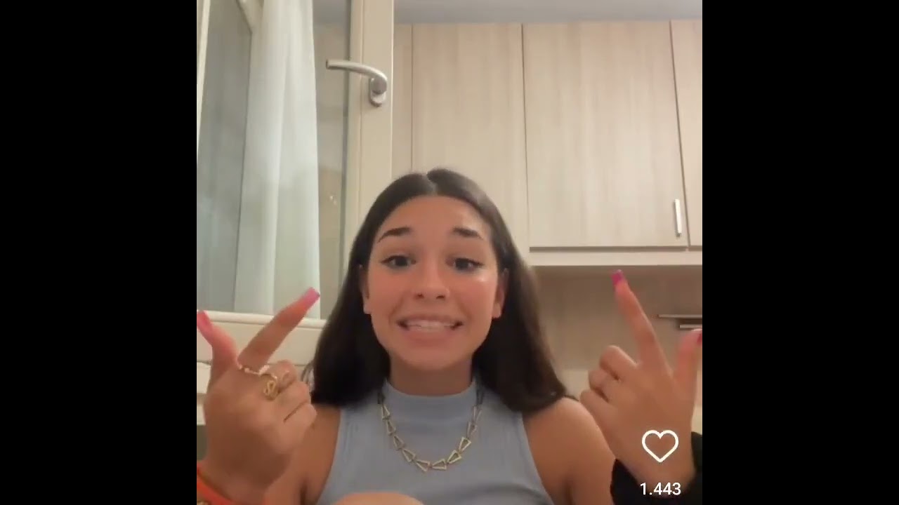 LIVE DI MYRIAM SAVA SULLO SCHIAFFO DI PATRIZIO MORELATO