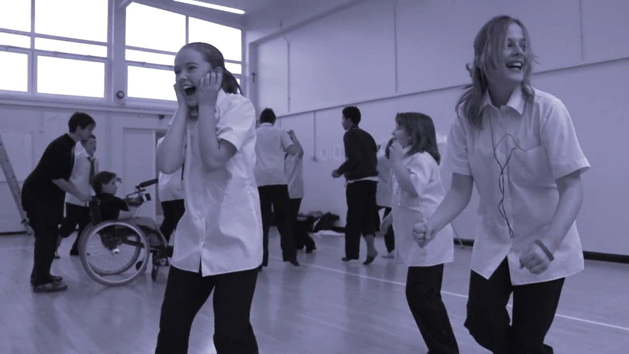 LIKE Youth Dance - workshop and silent raves