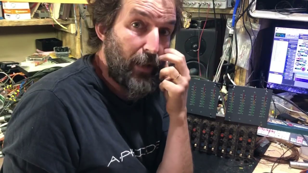 Cheguei no plugin o som do eq analógico, e agora? Onde assino o atestado de imbecil?
