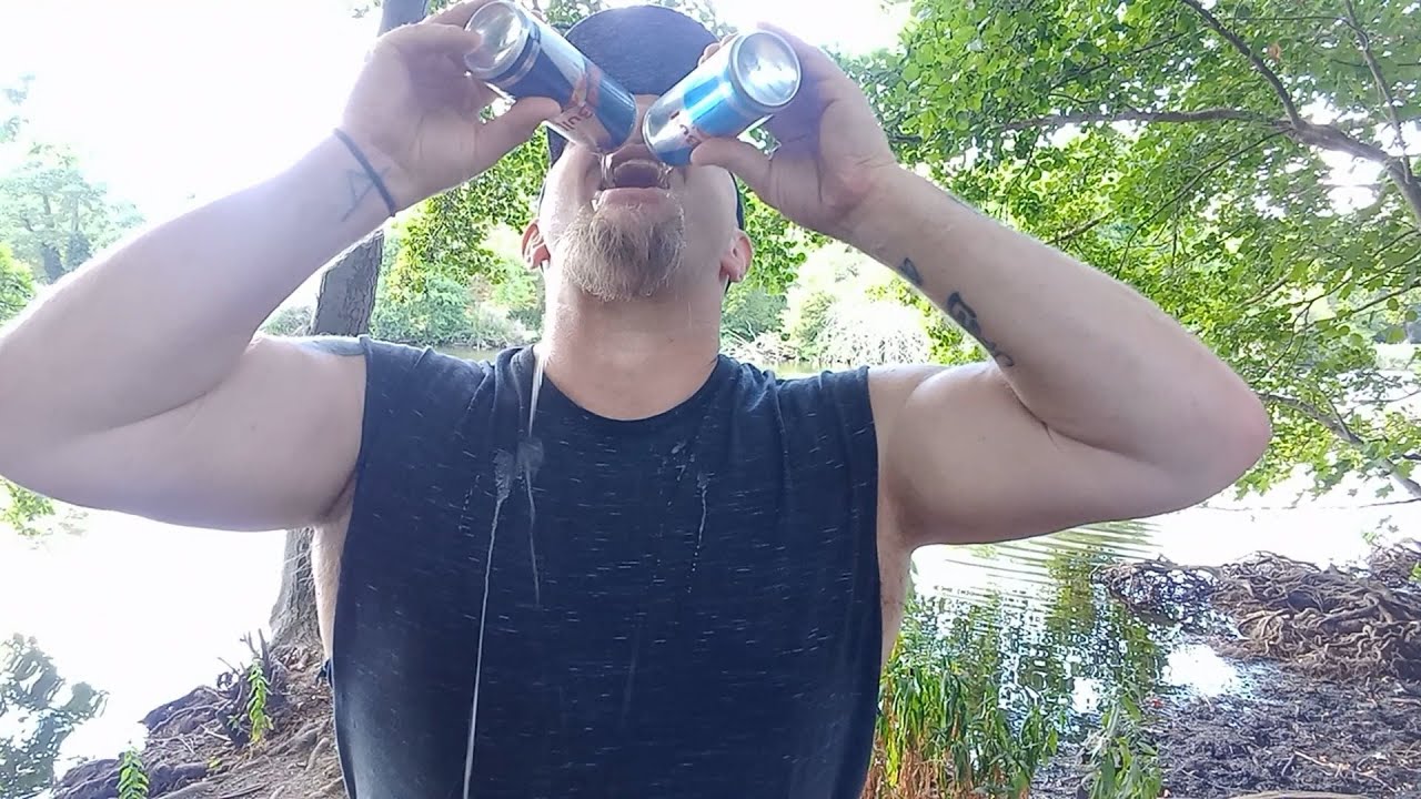 Lord's drinks reviews #139 - #140 ~ Red Bull Energy: Sugar Free vs Zero