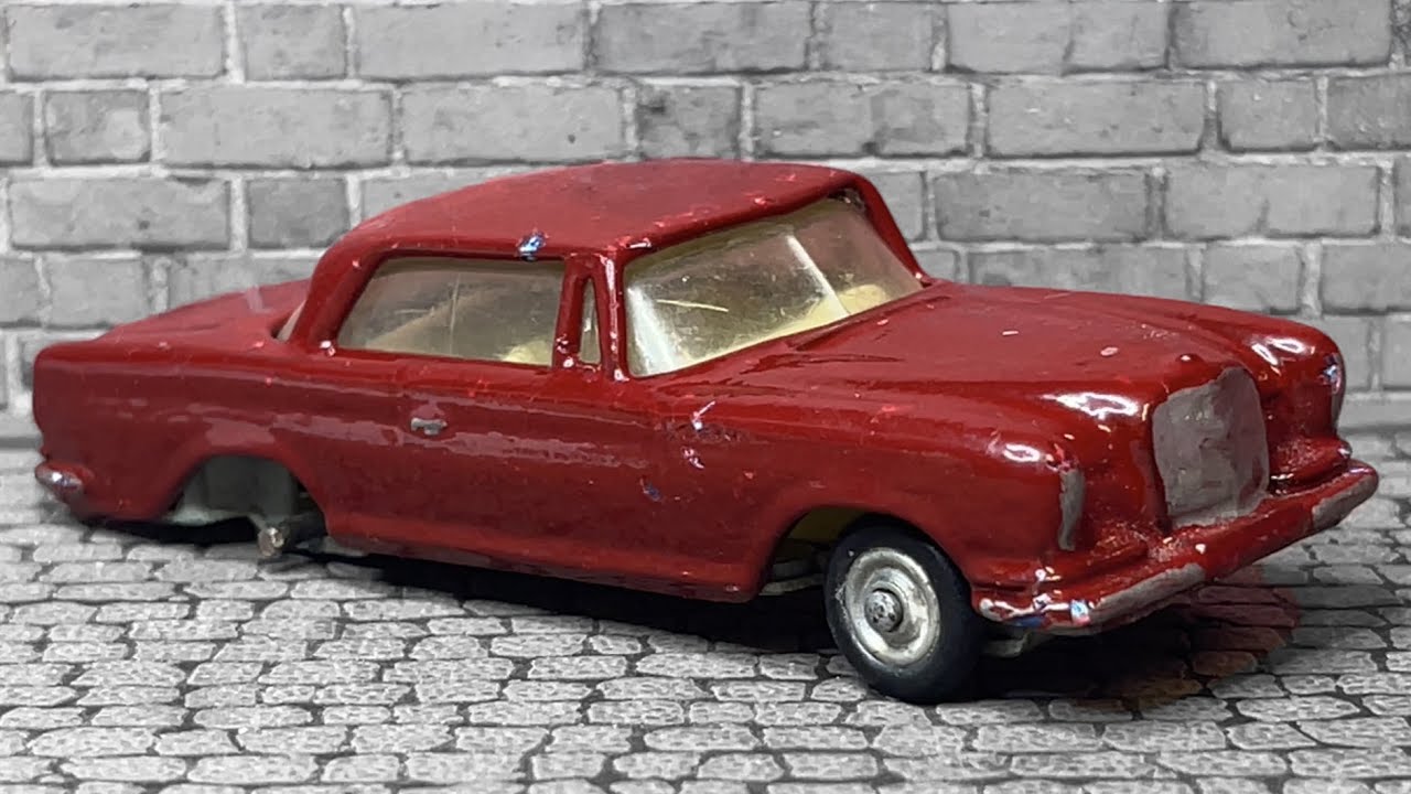 Corgi Toys 253 Mercedes Benz 220SE Restoration - DMC PAINT IT BLUE FOR ALZHEIMERS Charity Build