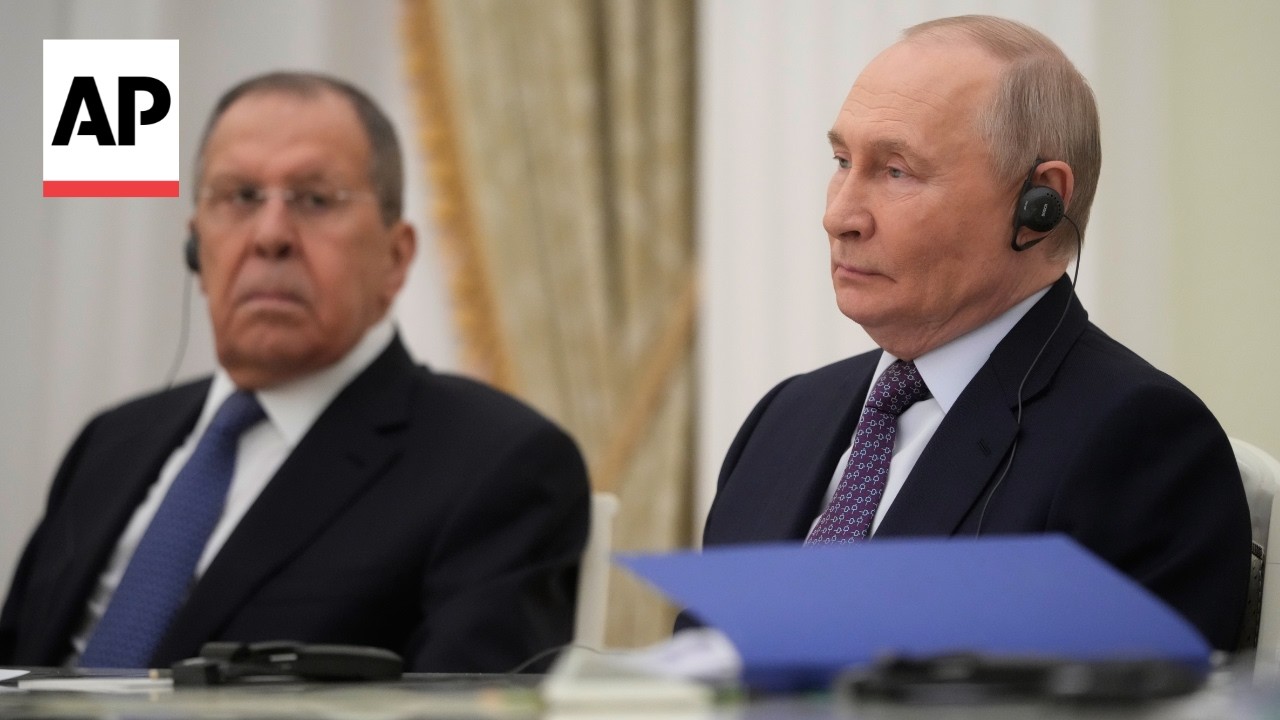 Putin says Russia will not accept recent US sanctions against Cuba