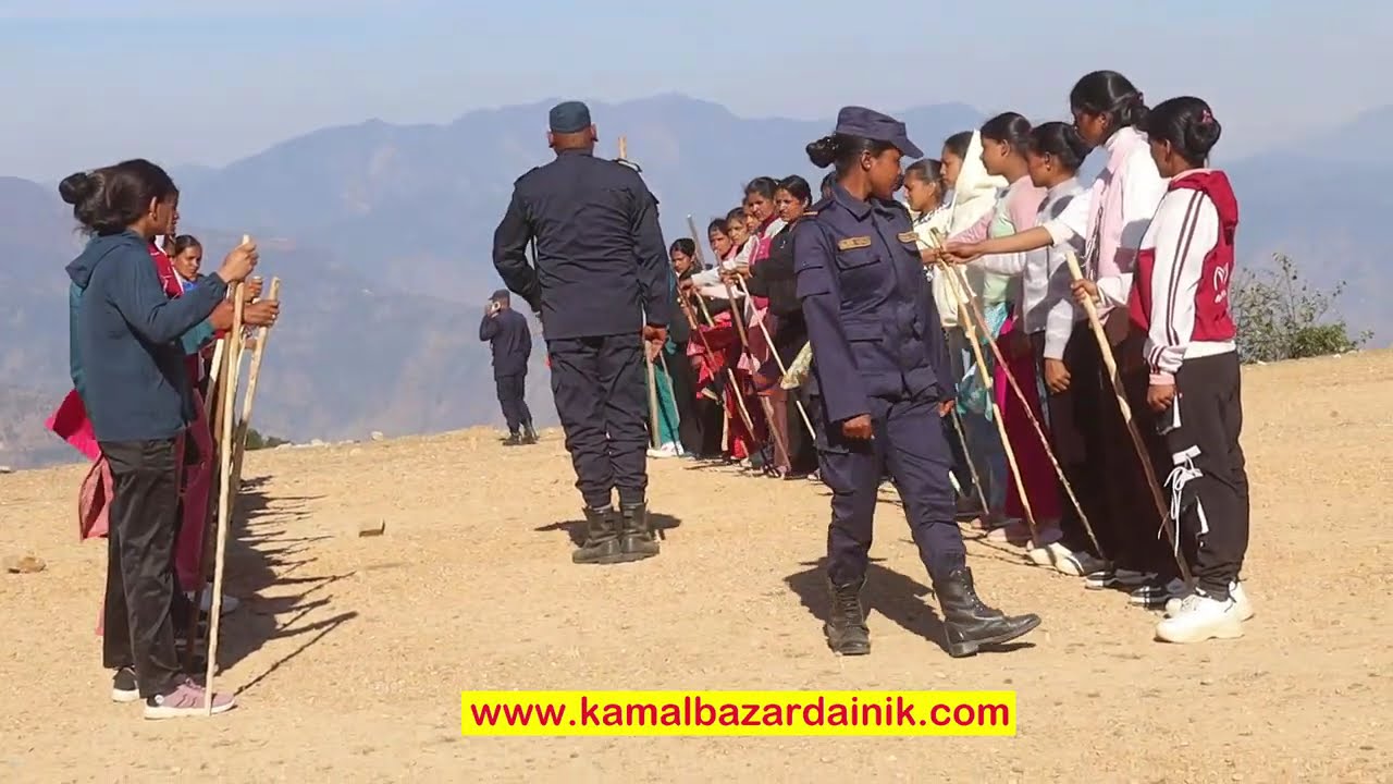 देश चुनावमय भयो निर्वाचन प्रहरी तालिममा भिडियोमा एउटा मनछुने कुरा आमा तालिममा नाबालक छोरा डिलमाKBMV