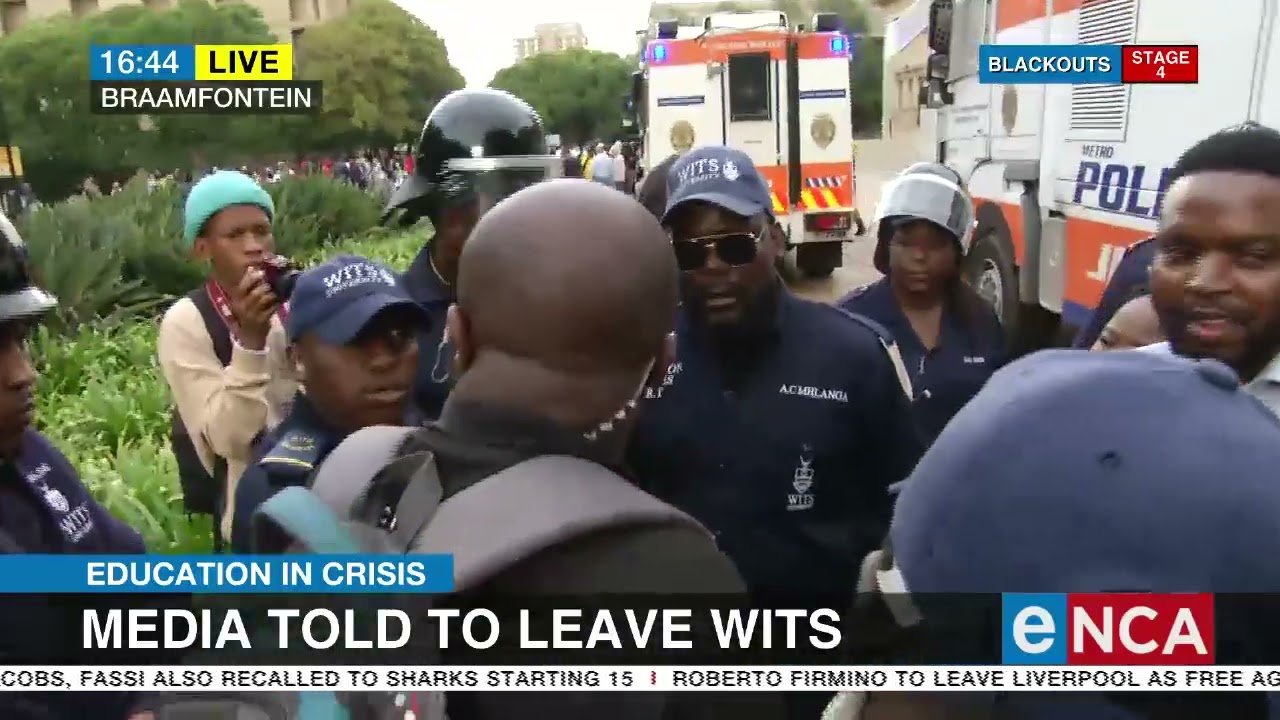 Wits students clash with security