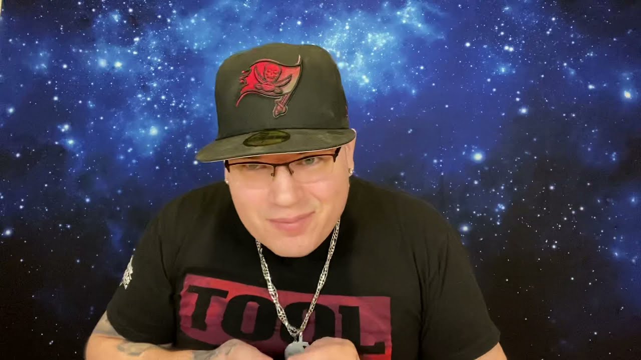 PISCES ♓️ “You have a serious offer coming”❤️♓️ December 2021 Tarot love reading