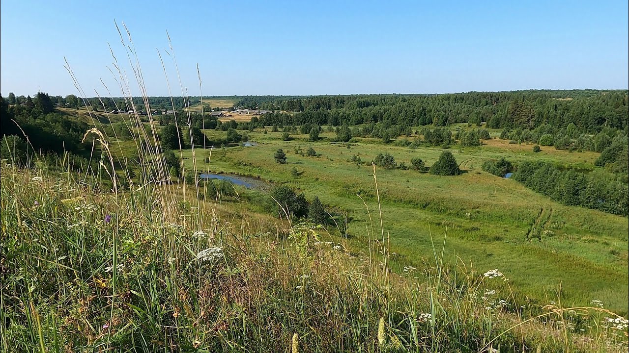 4K Деревня. walk through the Russian village. 穿过俄罗斯村庄