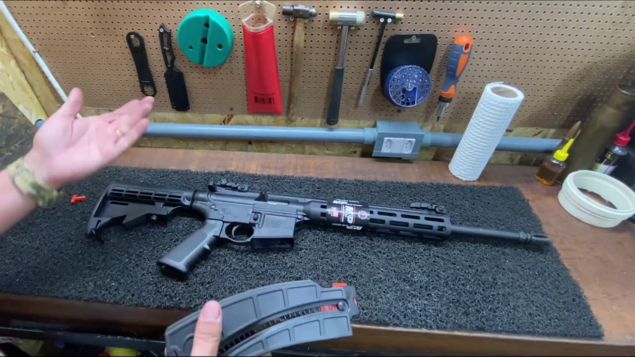 Unboxing e review Smith Wesson MP 15-22 calibre .22LR