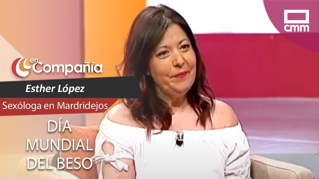 Celebramos el Día del beso junto a una sexóloga | En Compañía