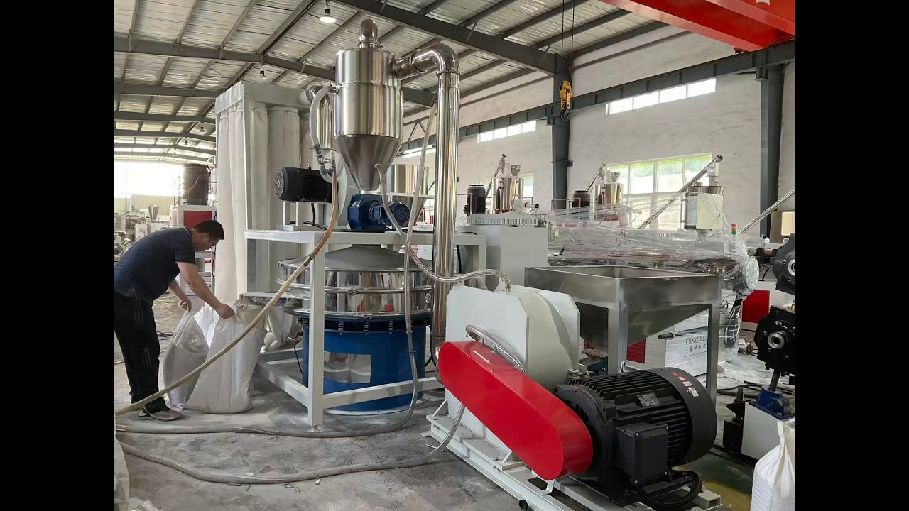 Plastic Pulverizer Working Process | For PVC pipe or profile