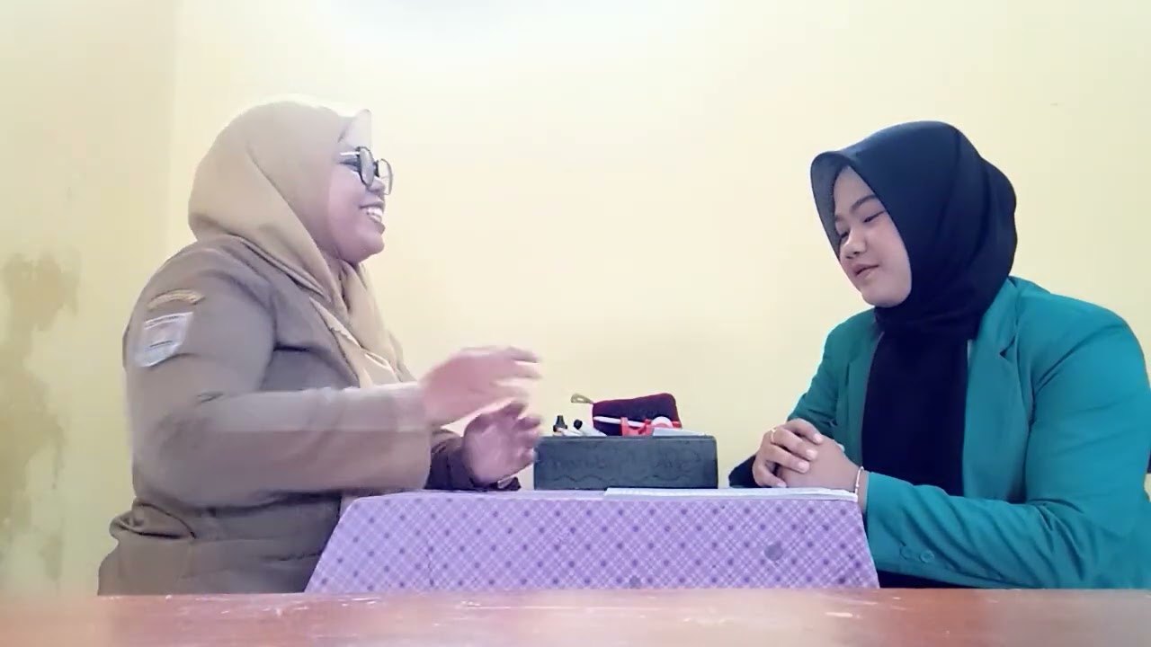 Tugas Akhir Etika Profesi Pendidik Mewawancarai Guru SD