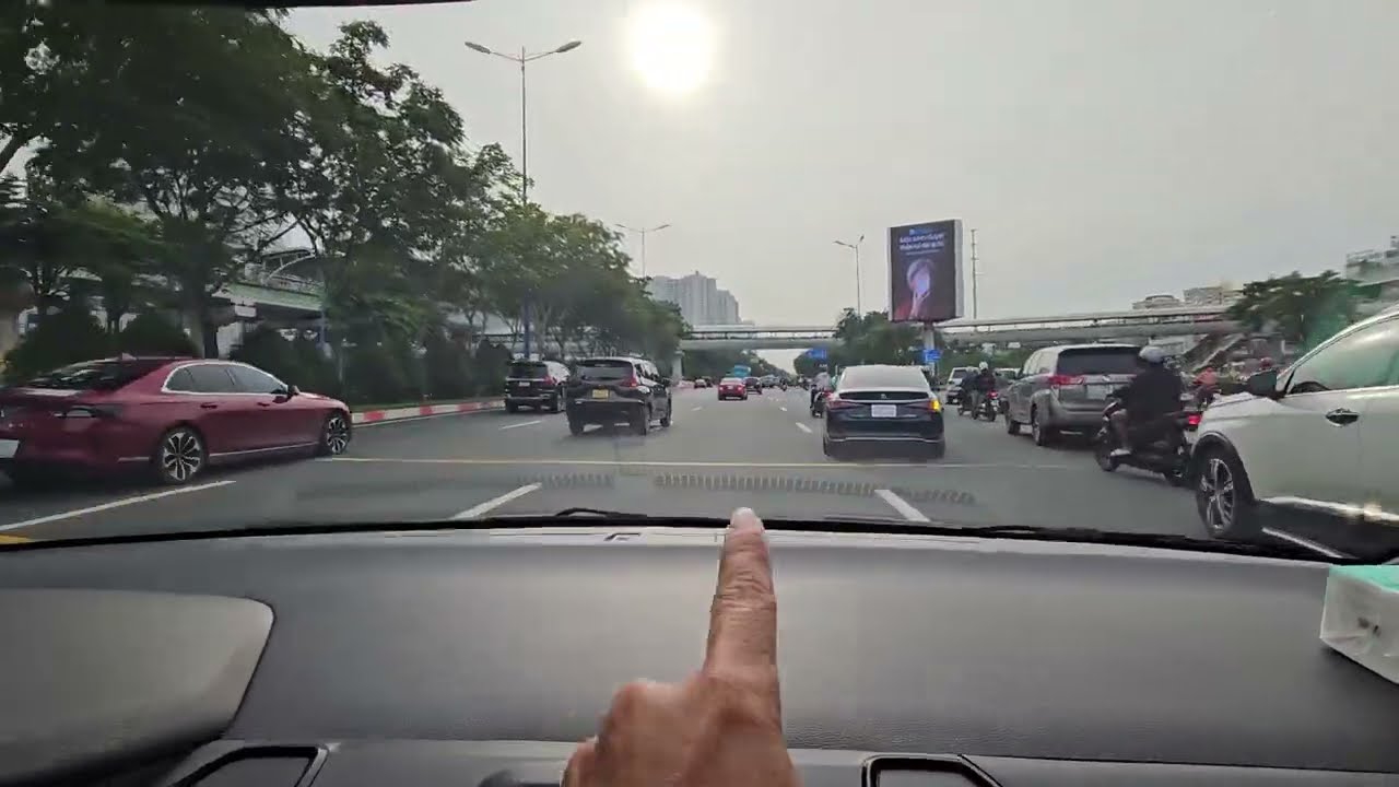 Hướng dẫn lối vàoCT Long Thành an toàn khi đi hướng Cầu Sài Gòn vào.Bổ túc kèm lái xe nhà số tự động