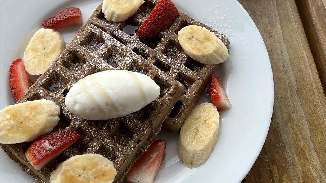 Teff waffles in the cafe!