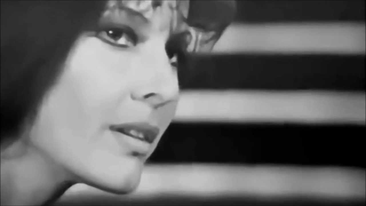 Claudia Mori - Buonasera Dottore (1975,16:9,HQ,Eng.lyrics)