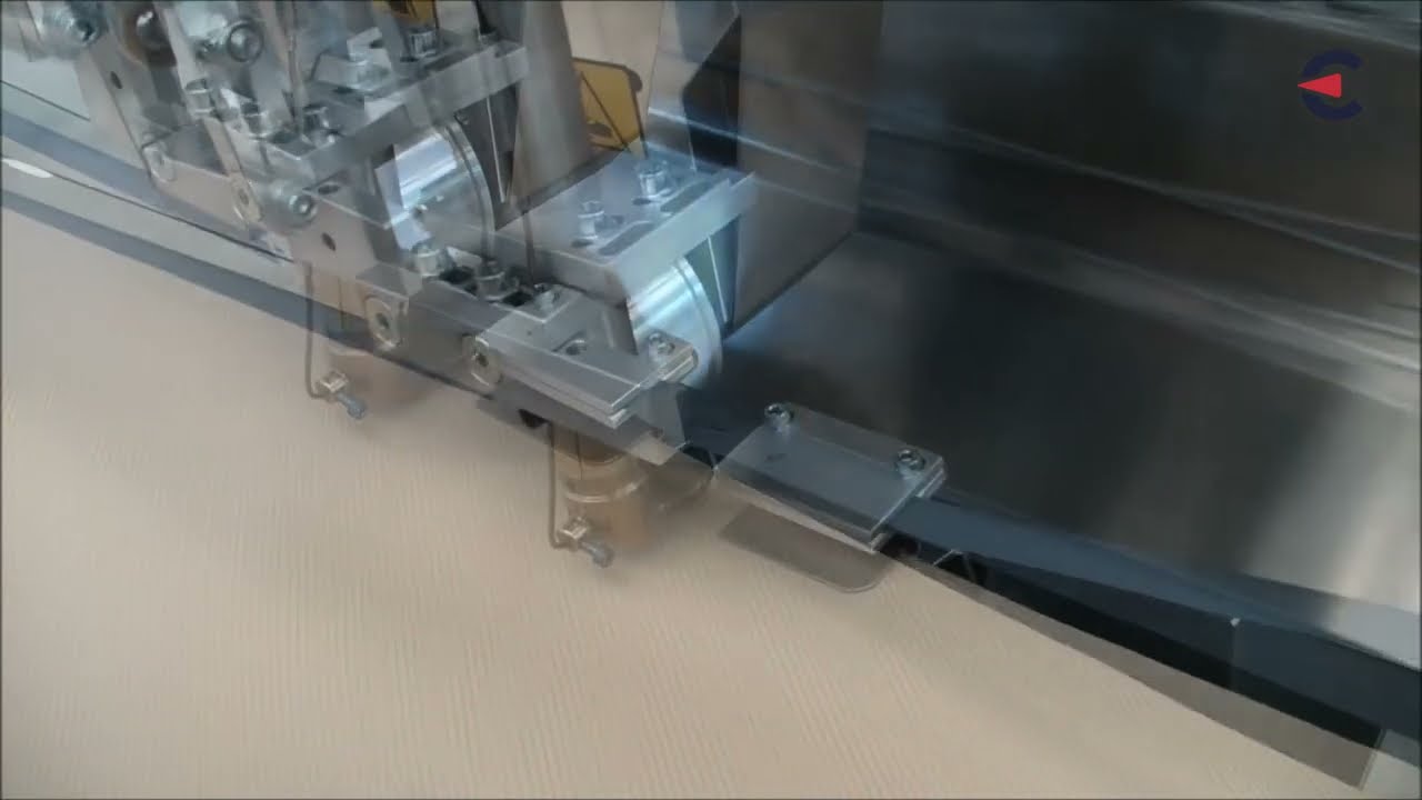 SM-216-SA | Travelling head linear hot air welding machine with Intelligent Torque