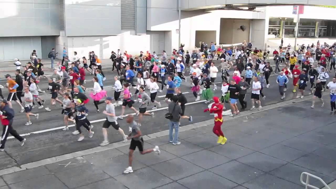 Bay to Breakers 2011 San Francisco California (1/8)