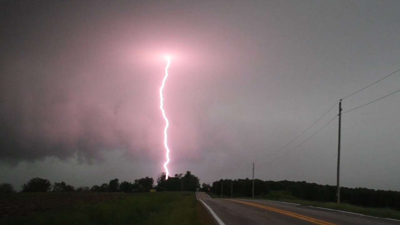 Severe/Tornado-Warned Storms Bring Large Hail, High Winds & Vivid Lightning to Southern WI - 5/21/24