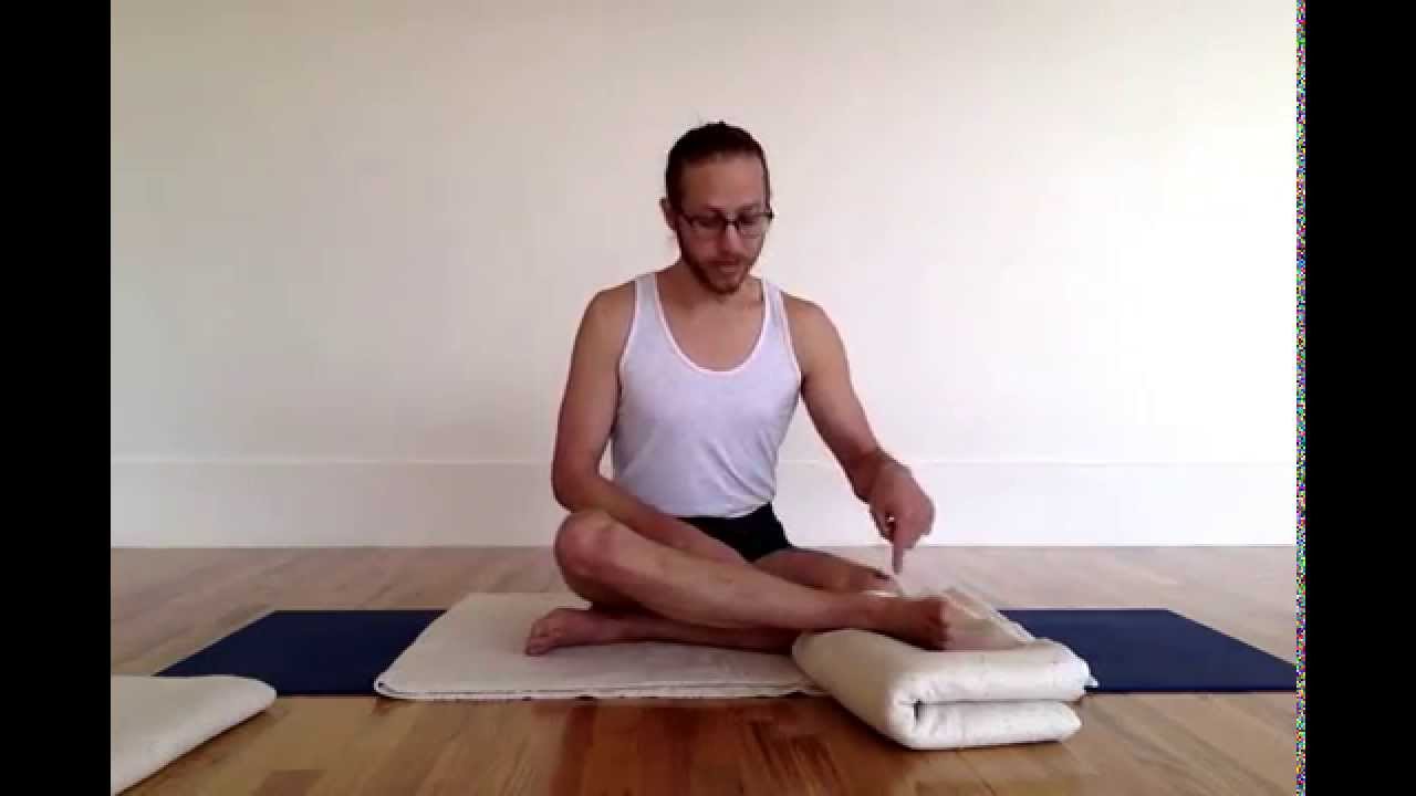 IMIYA  Padmasana (Lotus Pose) Sequence