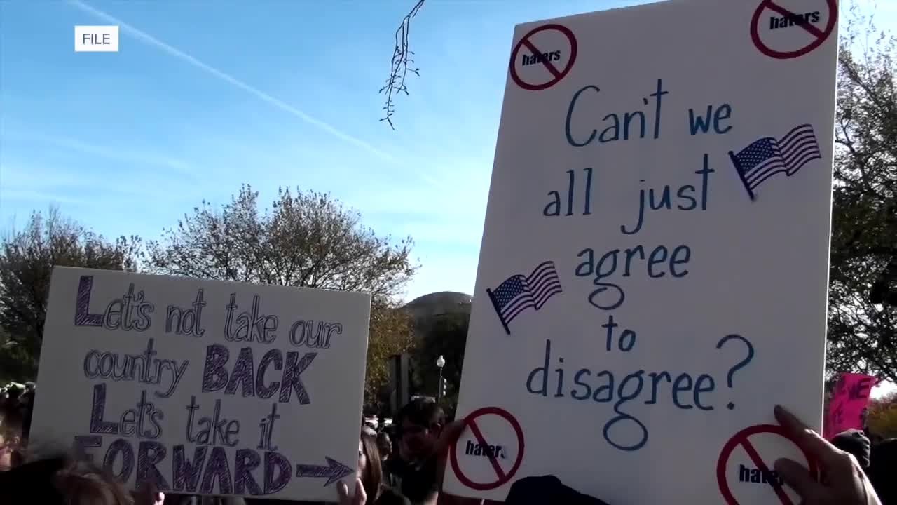 Experts give tips on how to have civil conversation about politics