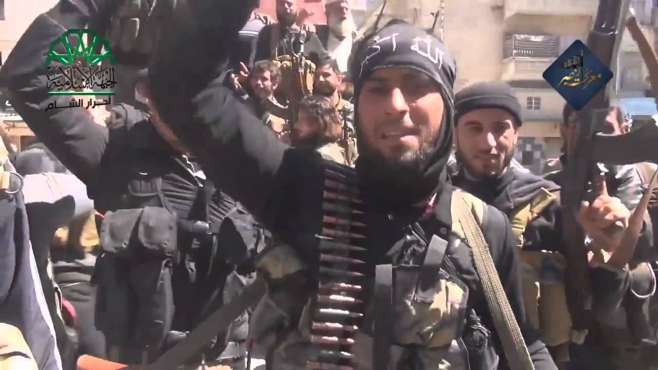 إدلب جسر الشغور فرحة النصر بعد تحرير المدينة بالكامل 25 4 2015