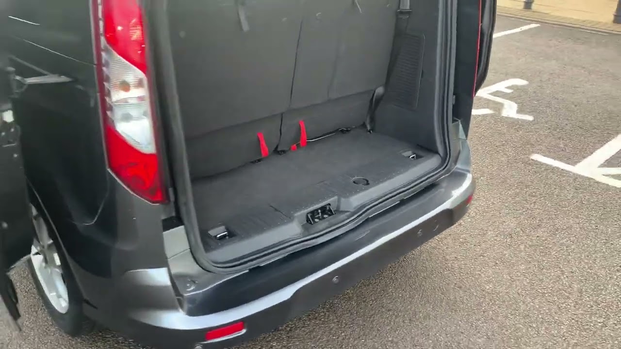 Ford Tourneo walkaround