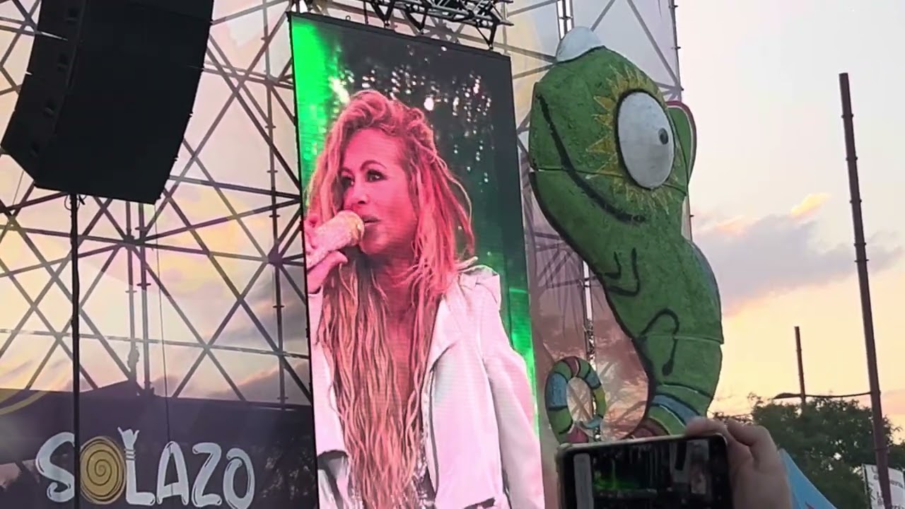 Paulina Rubio - Ni Una Sola Palabra - en directo - Solazo Fest 2025 - Almería -