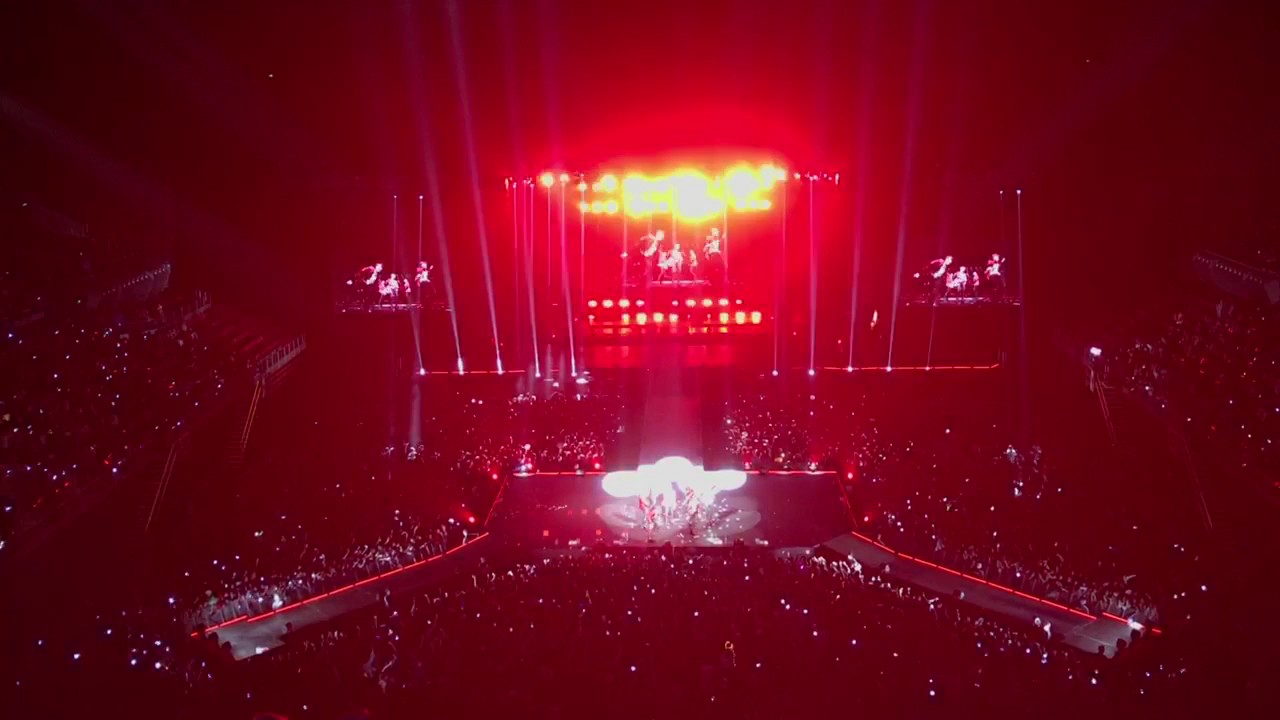 BTS WINGS TOUR KPOP CONCERT - SYDNEY AUSTRALIA 2017