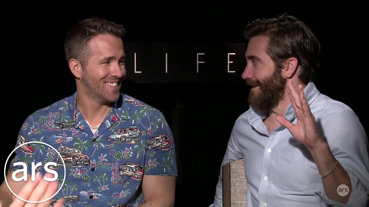 Ryan Reynolds & Jake Gyllenhaal Talk Acting in Low Gravity | Ars Technica
