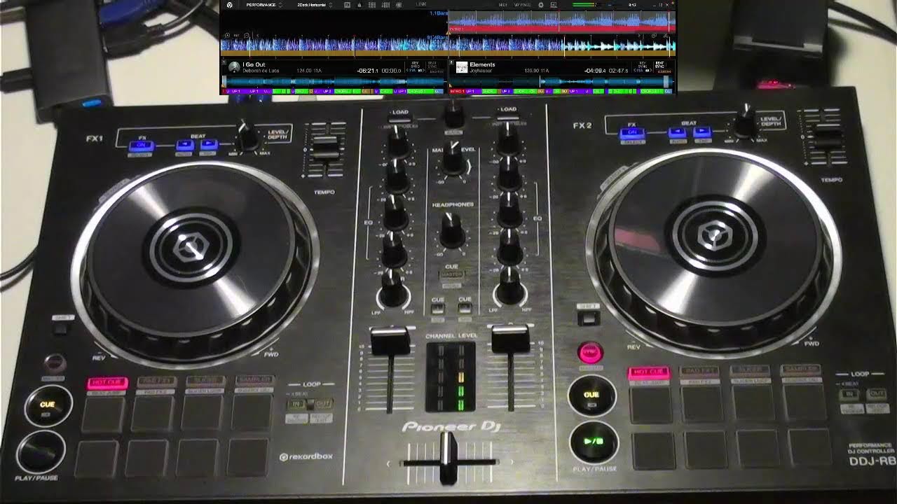 Transmisión en vivo de 32Beats cursos de DJ y salas de práctica