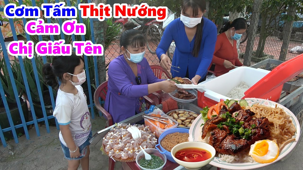 Hai Chị Em Lên Xóm Trên Ngồi Tặng Cả Trăm Phần