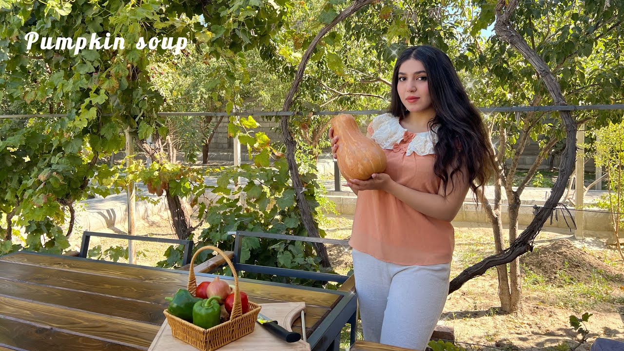 Cooking pumpkin soup & morning vlog in autumn nature