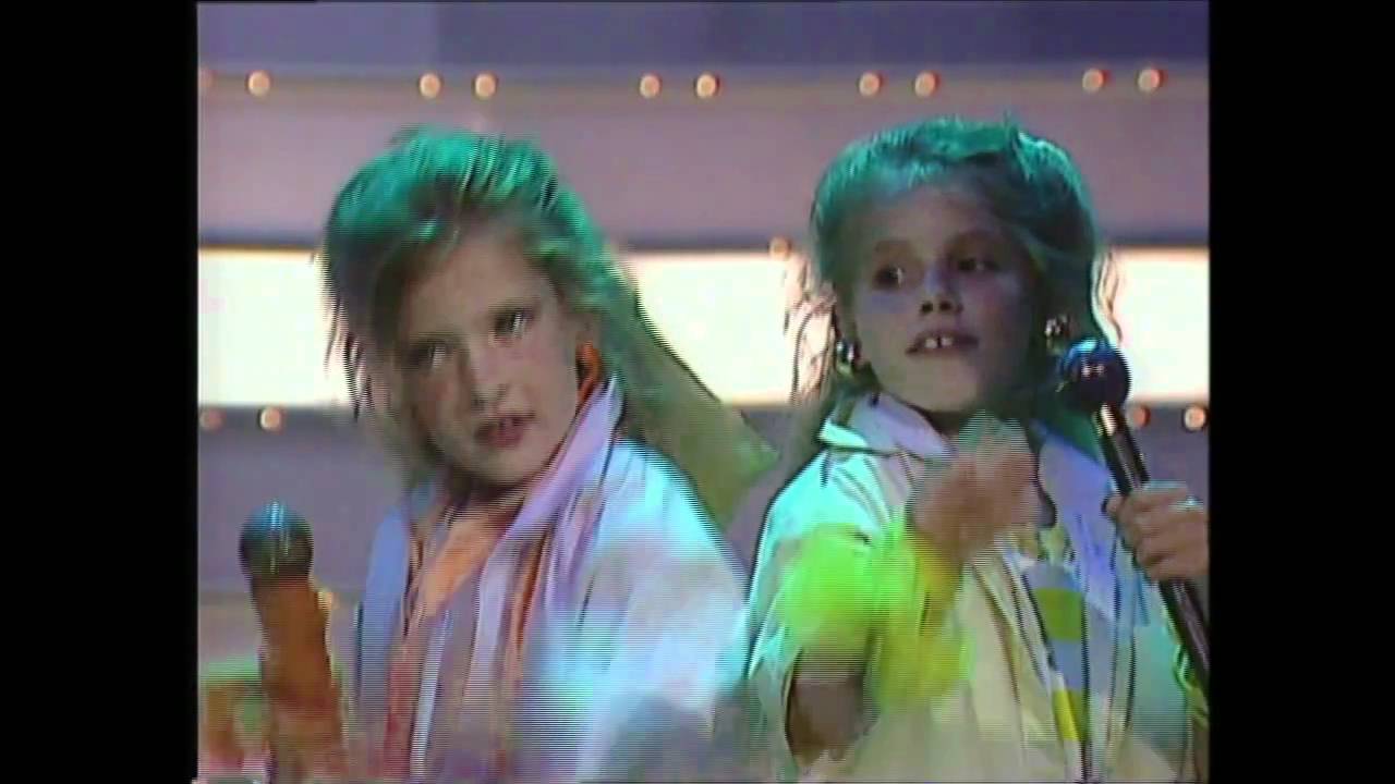 Frizzle Sizzle ~ Mini Playbackshow Henny Huisman