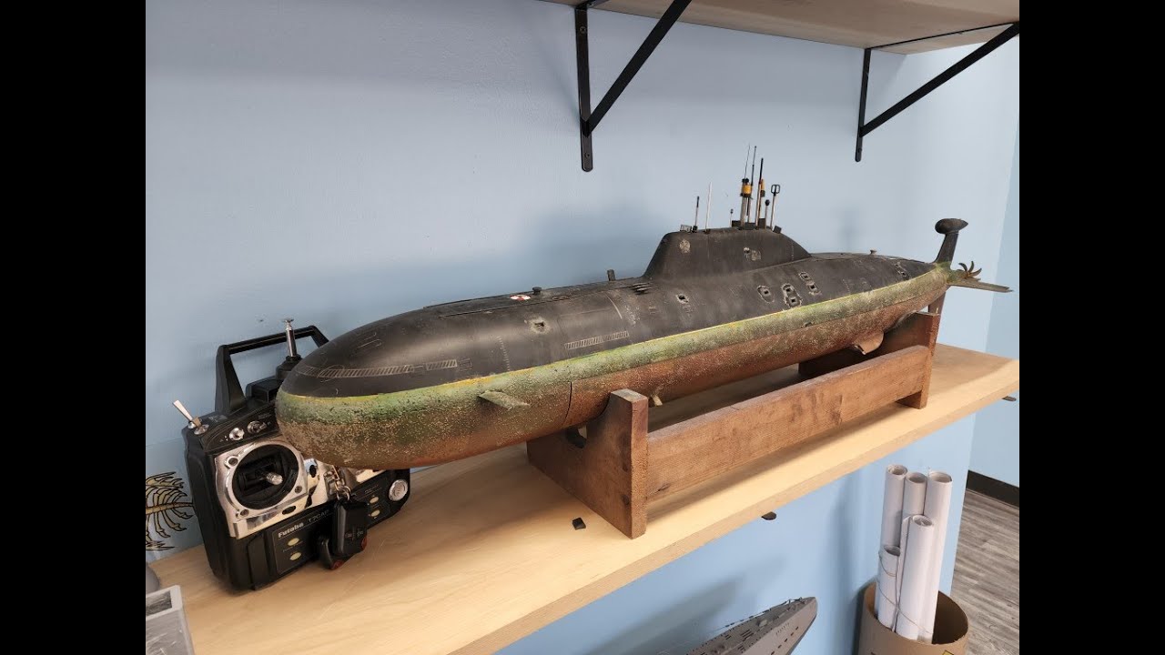 Russian Akula II RC Submarine 