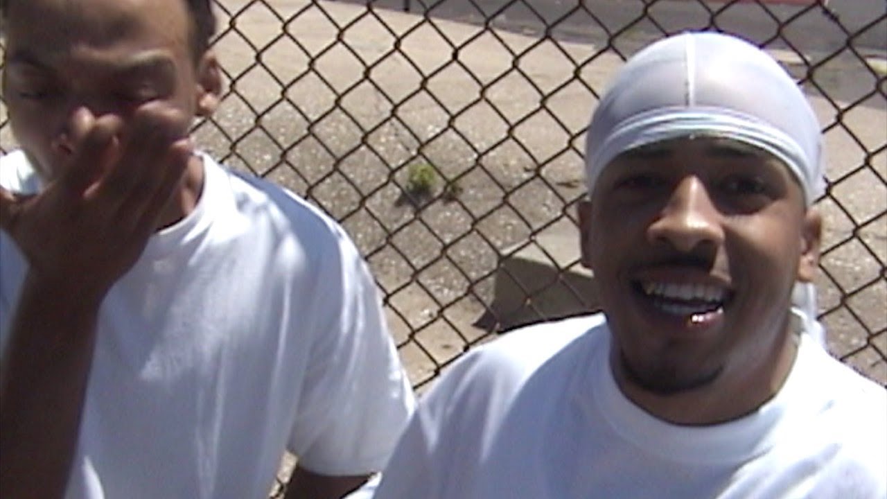 Super RARE!! PEEDI CRAKK 2001 doing FREESTYLE on the corner to a BEAT BOX!