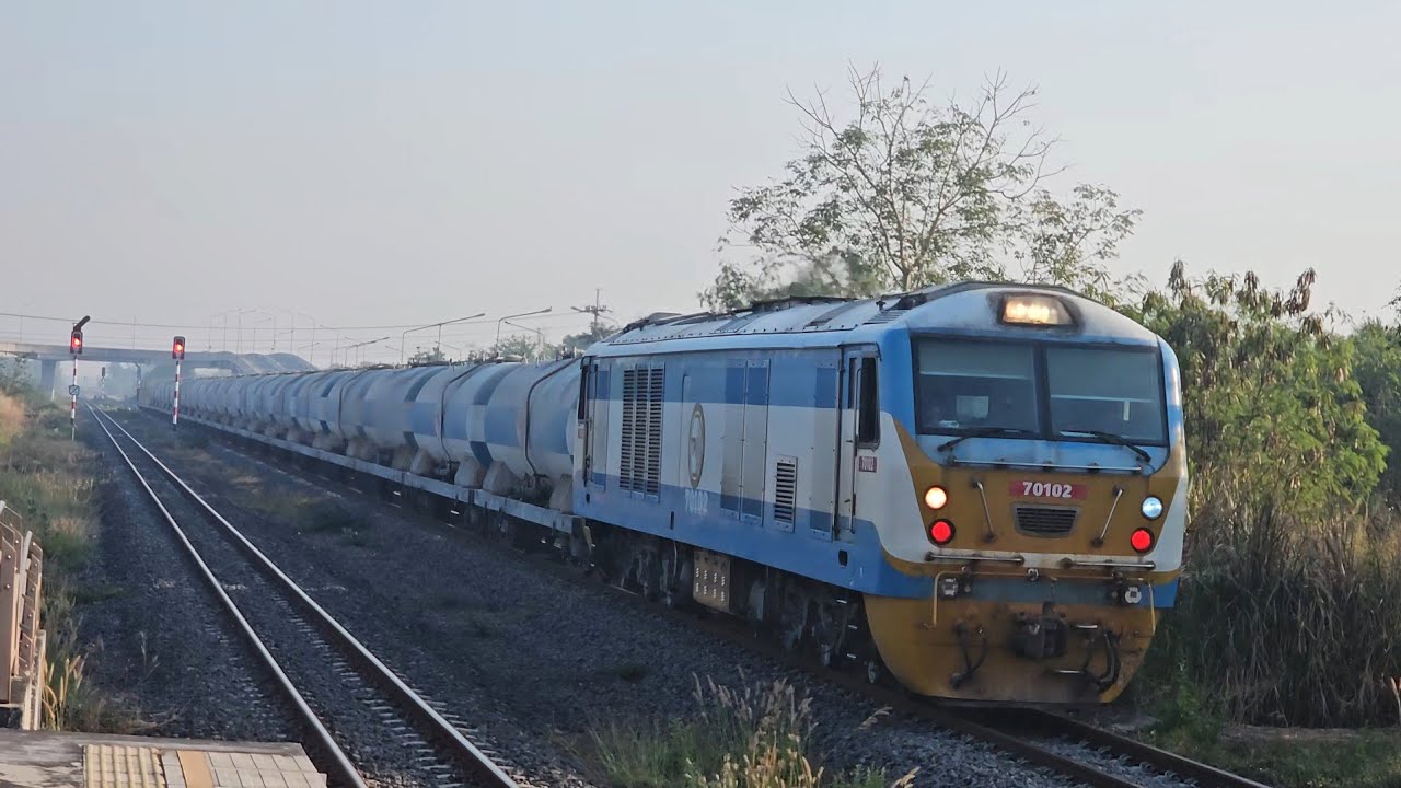 CSR SDA-4 70102 ขบวน 518 หนองข้อนกว้าง-หินลับ วิ่งผ่านสถานีโนนทองหลาง 31/1/2569 #รถไฟ #srt #train