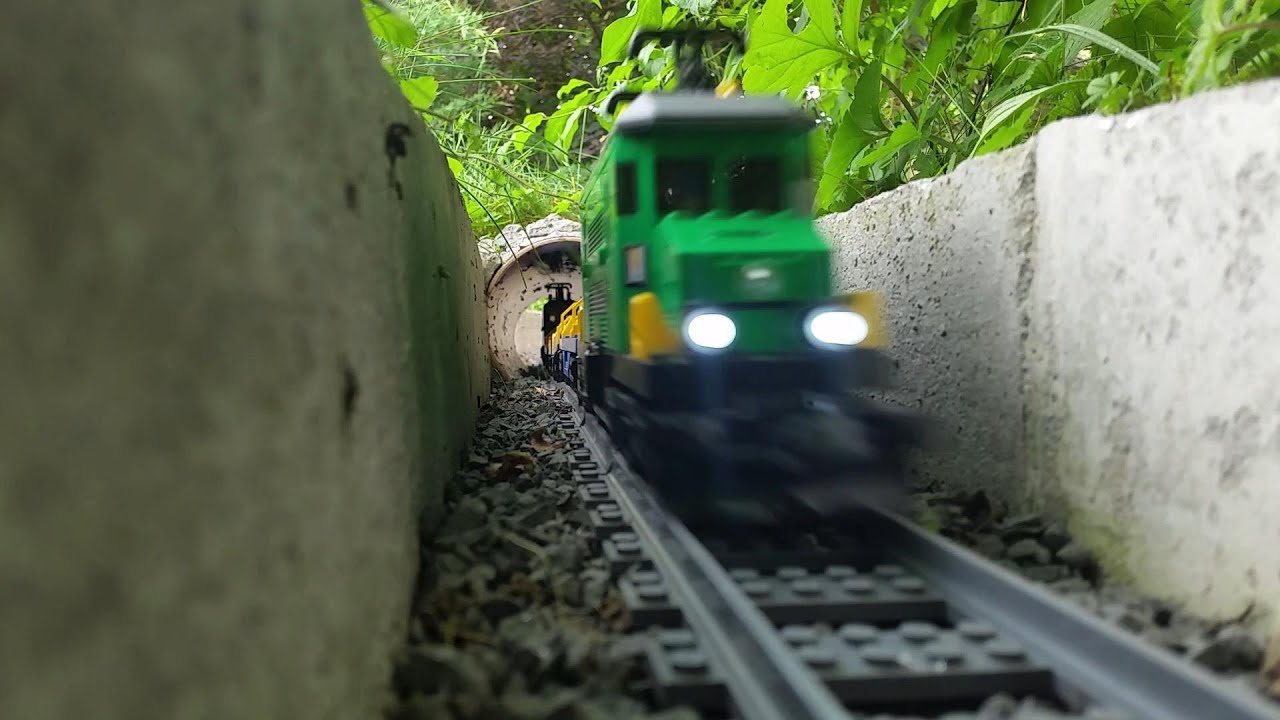 LEGO Garden Trains - Fails and Mishaps