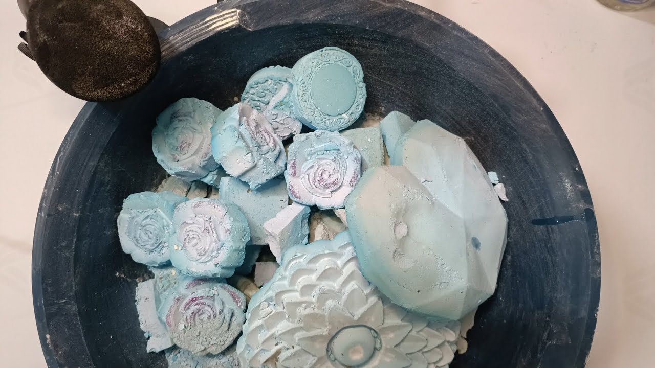 Dusty blue reforms bucket | powder play 🌪️💙🩵💚