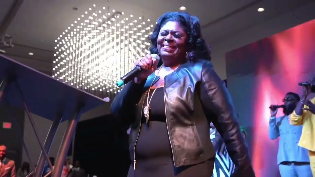 🔥🤯Pastor Kim Burrell 