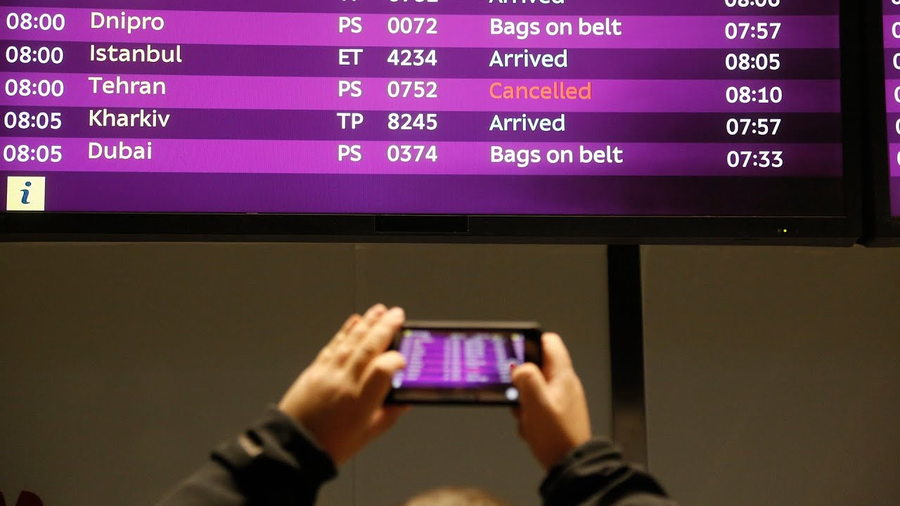 Air Canada, major airlines suspend flights over Iran, Iraq