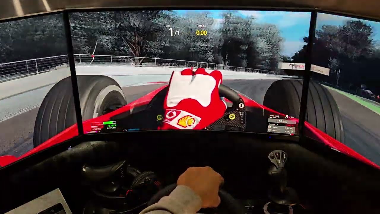 Aceto Corsa praticando en Fórmula 1