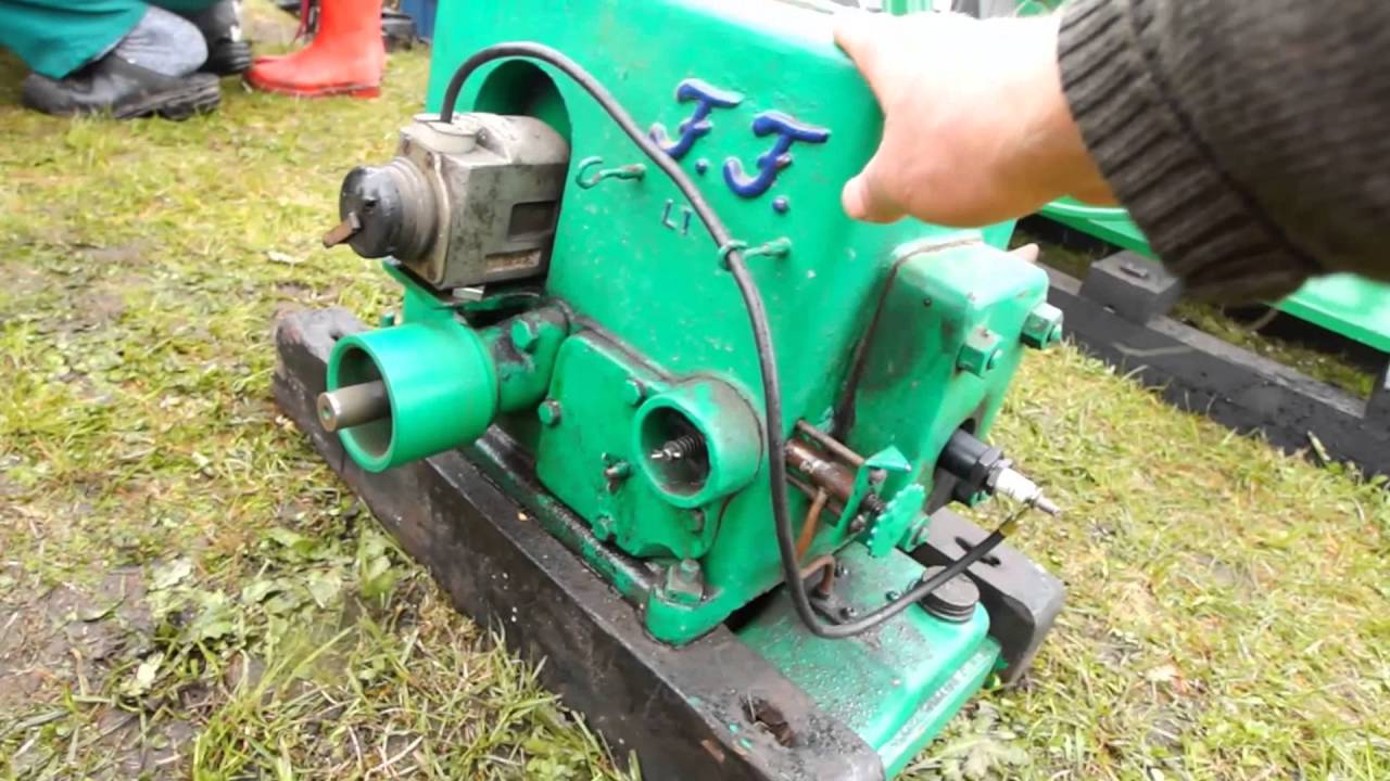 Tiny Motor/ F.F. Bjerringbro/ Year 1951/ The Engine Collection/ Djursland/ Denmark