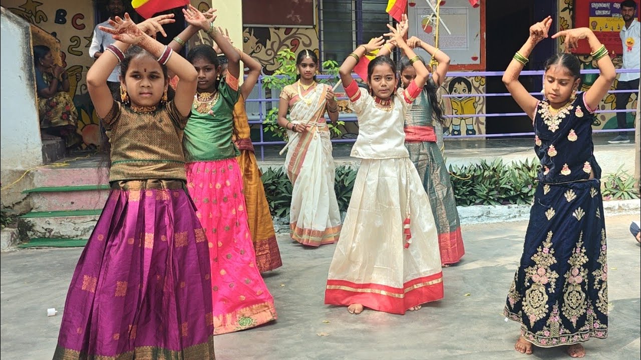 SHARADA SCHOOL KAPPAGALLU  - Karnataka rajyotsava dance by Madhu shree  Grade 5th Nithyotsava