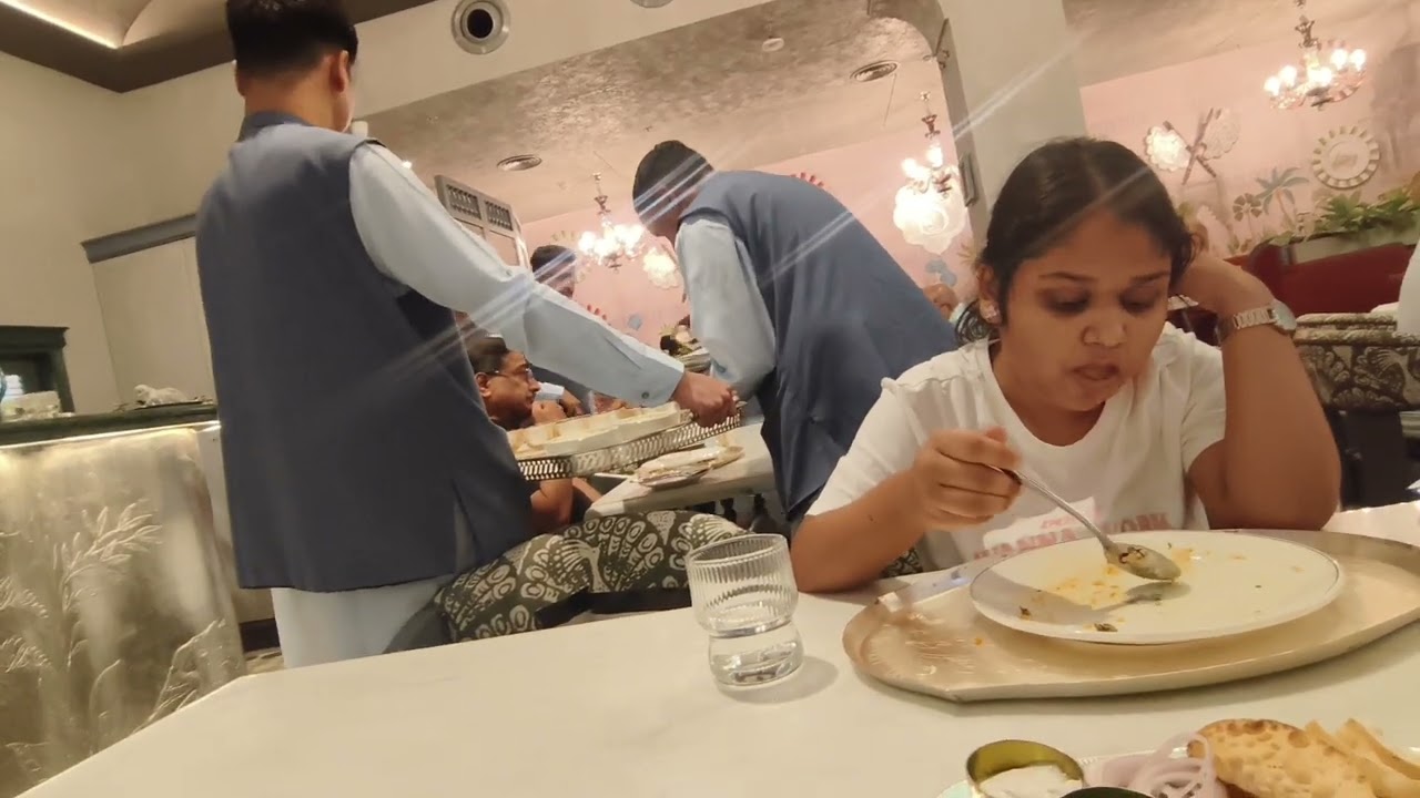 Is Silver Train restaurant, Palladium mall Mumbai Actually Worth the Hype? (Honest Review) #FoodVlog